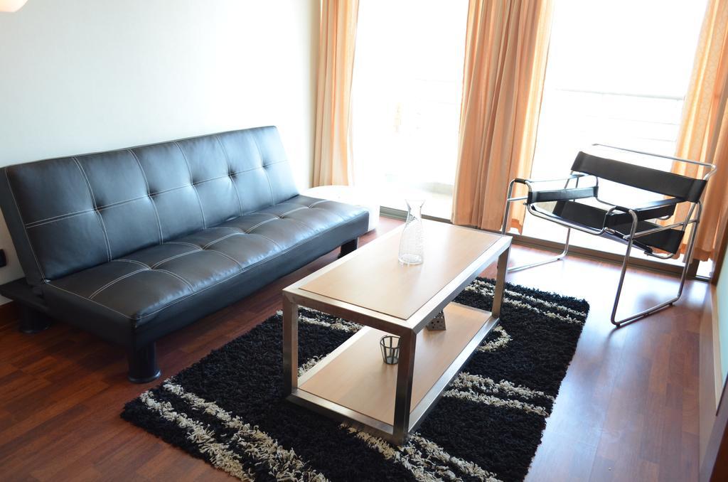 Apartamentos Capital Santiago Room photo